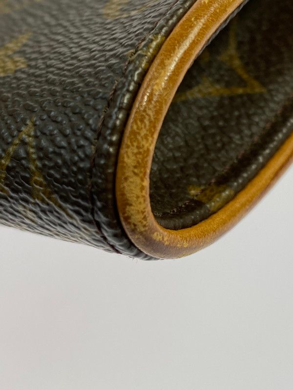 ヴィトン モノグラム