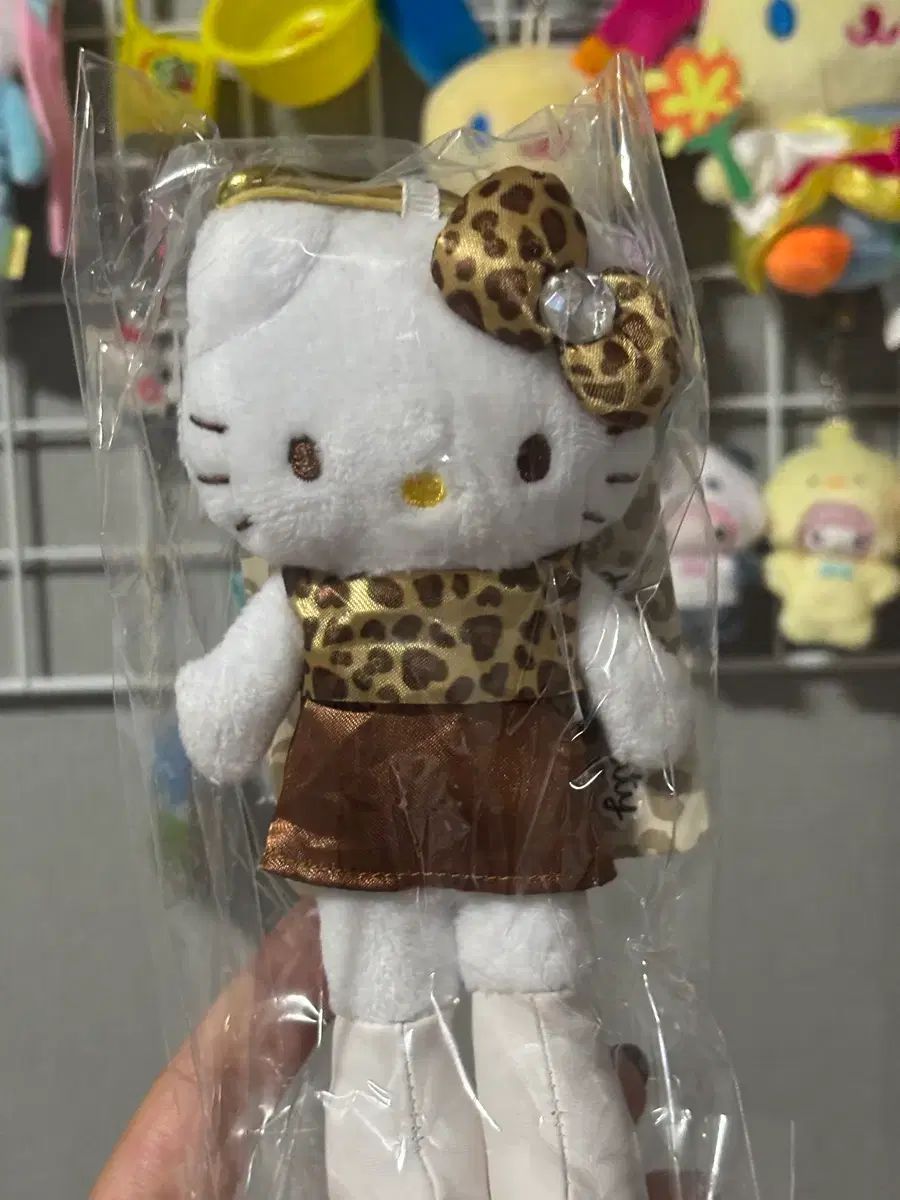 サンリオ ハローキティ スノボー スノーボード ヒョウ柄 ポイント