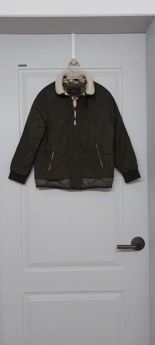  ダックスキッズ DAKS カーキ ショート ダウン アウター その他