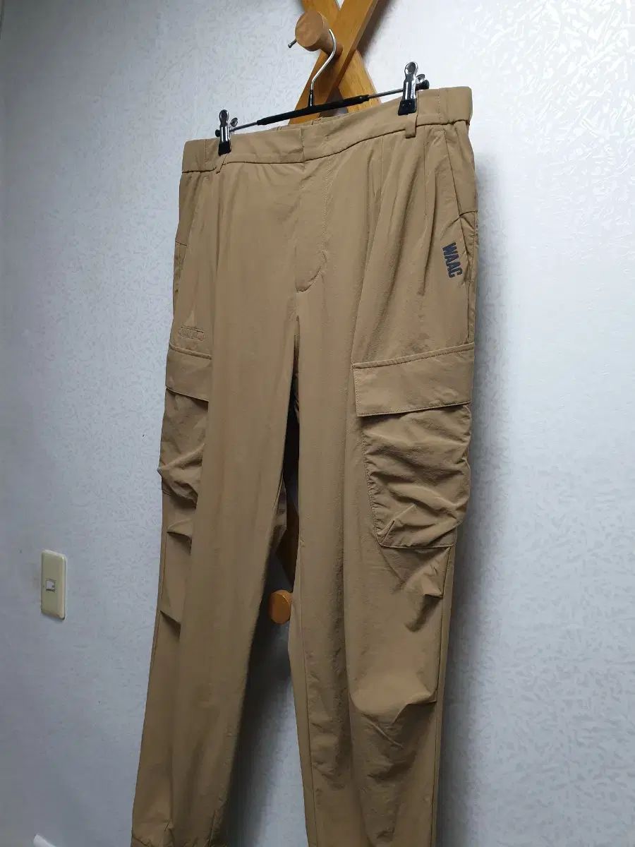 남32 34 23年 ワック WACC ゴルフ ストレッチ カーゴジョガーパンツ キャメル