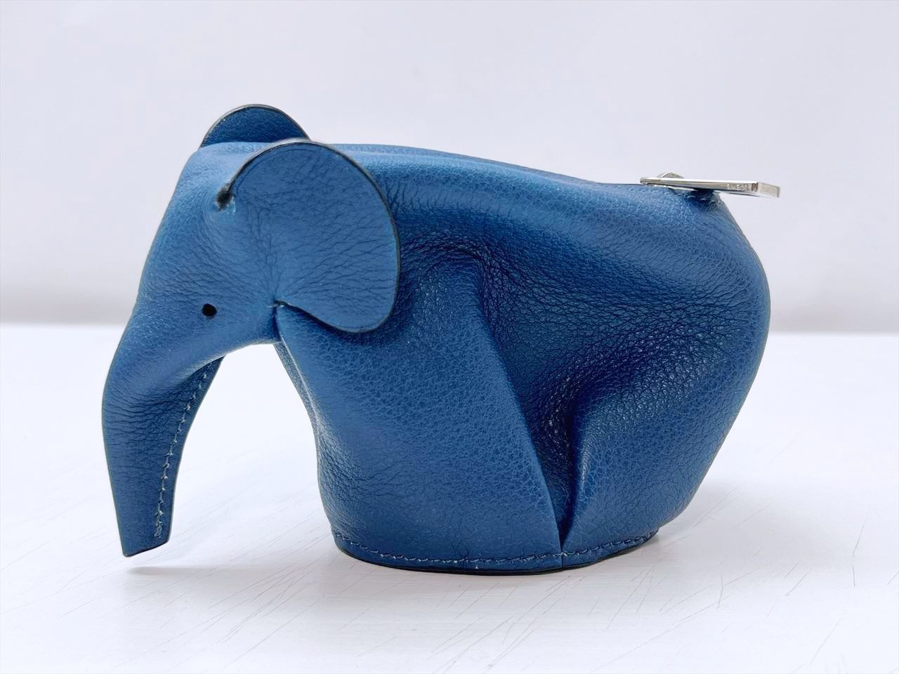 美品 LOEWE ロエベ エレファント コインケース ネイビー ゾウ アニマル