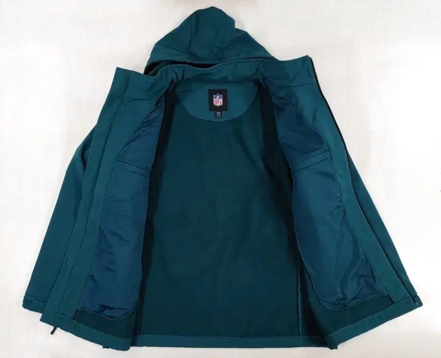 NFL フィラデルフィア・イーグルス ソフトシェル ジャケット XL - メルカリ