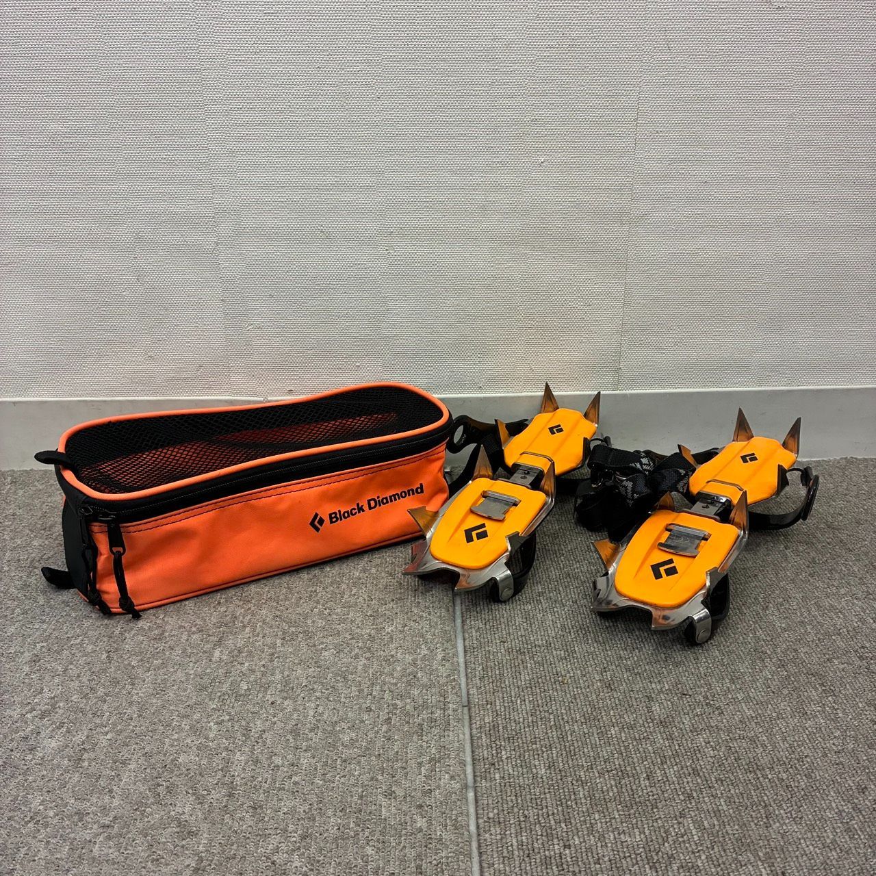 Black Diamond 10本爪 アイゼン 収納バック付き