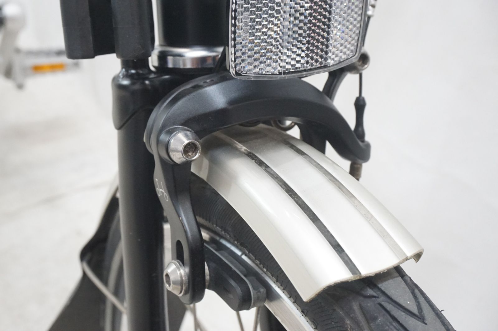 BROMPTON 「ブロンプトン」 C LINE EXPLORE 2022年モデル 折り畳み