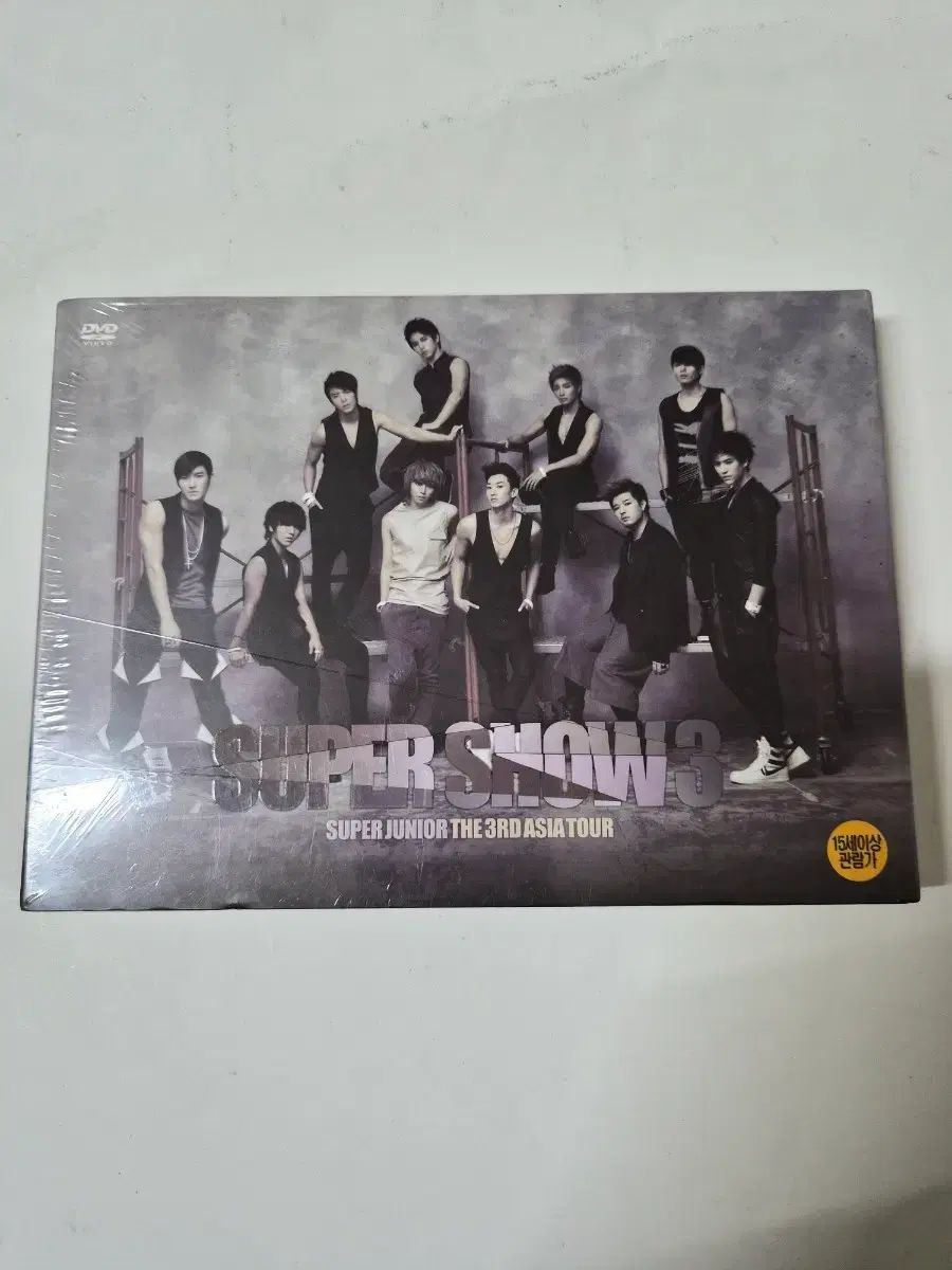 SUPER JUNIOR SUPER SHOW３ ★DVD（2枚組）★中古★ Amazon.co.jp: SUPER JUNIOR(スーパー・ジュニア)/SUPER JUNIOR THE