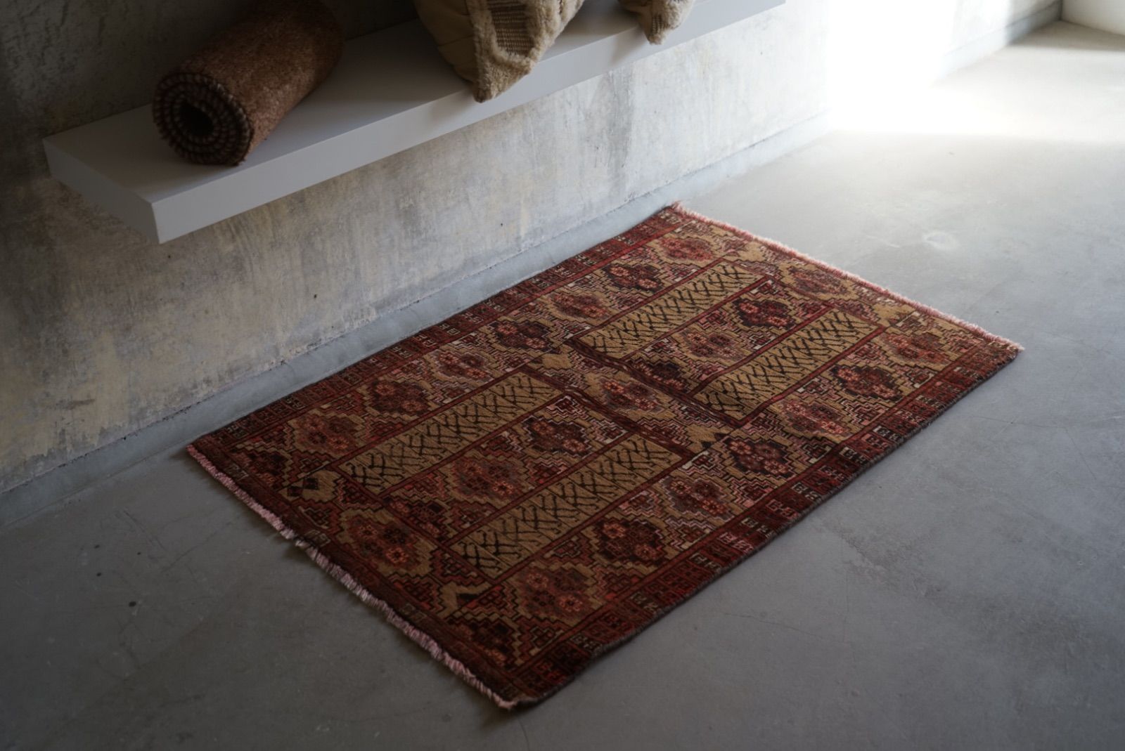 ヴィンテージラグ アフガニスタン トルクメン ピンクベージュ 1955年代