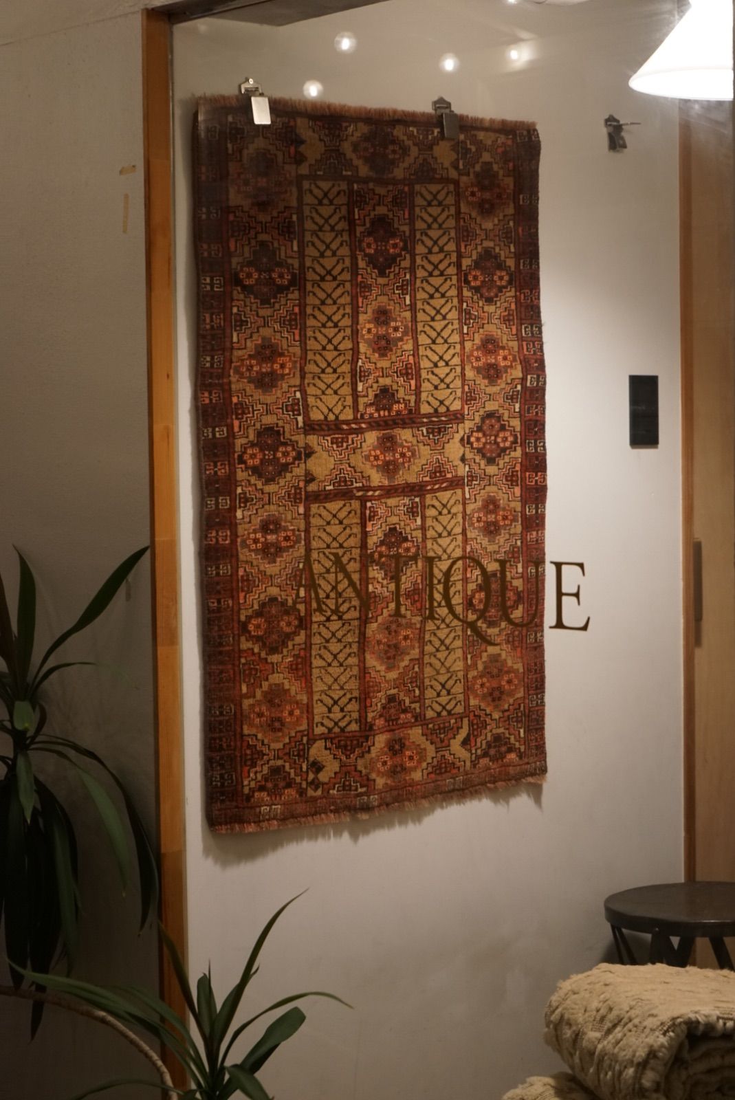 ヴィンテージラグ アフガニスタン トルクメン ピンクベージュ 1955年代