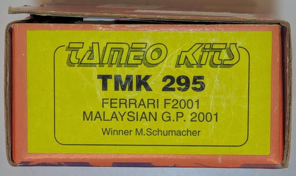 TAMEO KIT 1/43 l Model Kit Winner M.Schumacher FERRARI F2001