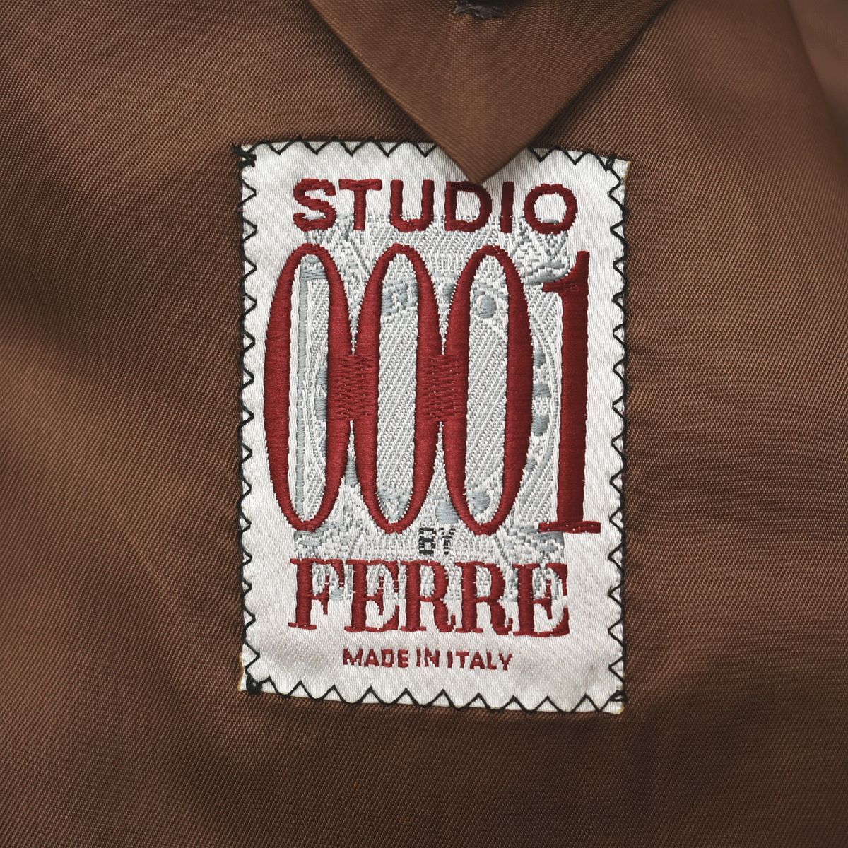 イタリア製 ジャンフランコ フェレ GIANFRANCO FERRE ヘリンボーン柄