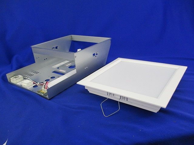 LEDベースライトセット(白色) LEDR-24401N-LDJ+LEM-304409-W50 LEDベースライトセット(白色) LEDR-24401N-LDJ+LEM-304409-W50 【公式