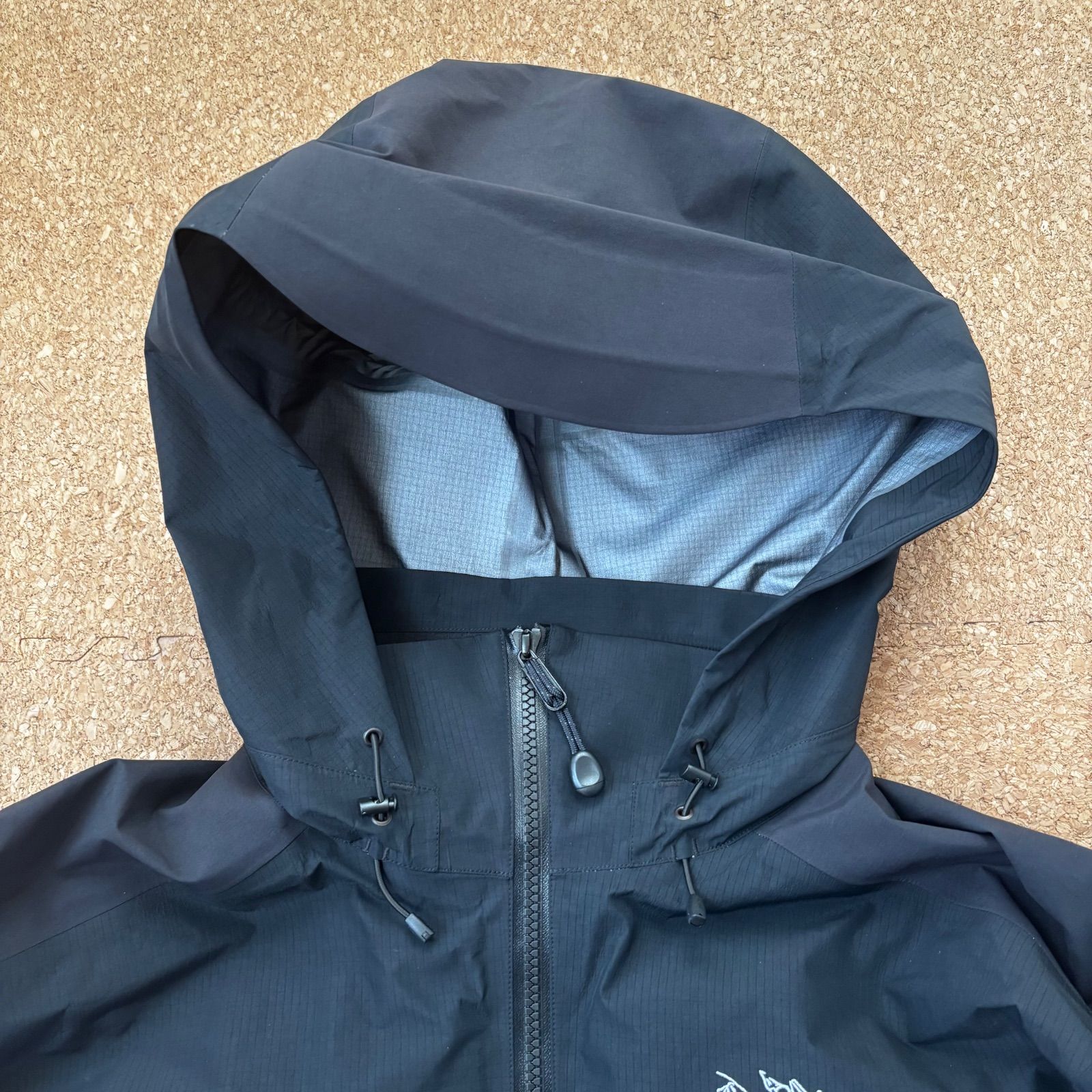 アークテリクス ベータAR メンズL 黒 ブラック ゴアテックス ナイロン