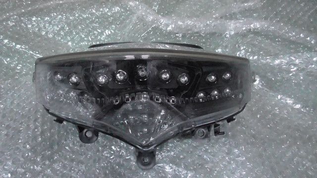 マジェスティS SG 28 J 020 xxx の テールランプ LED