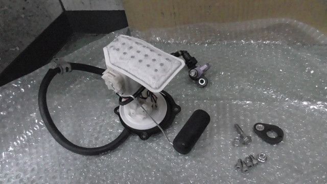 マジェスティS SG 28 J 020 xxx の 燃料ポンプ