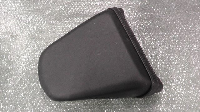 CB 250 R MC 52 1202 xxx の シート リア