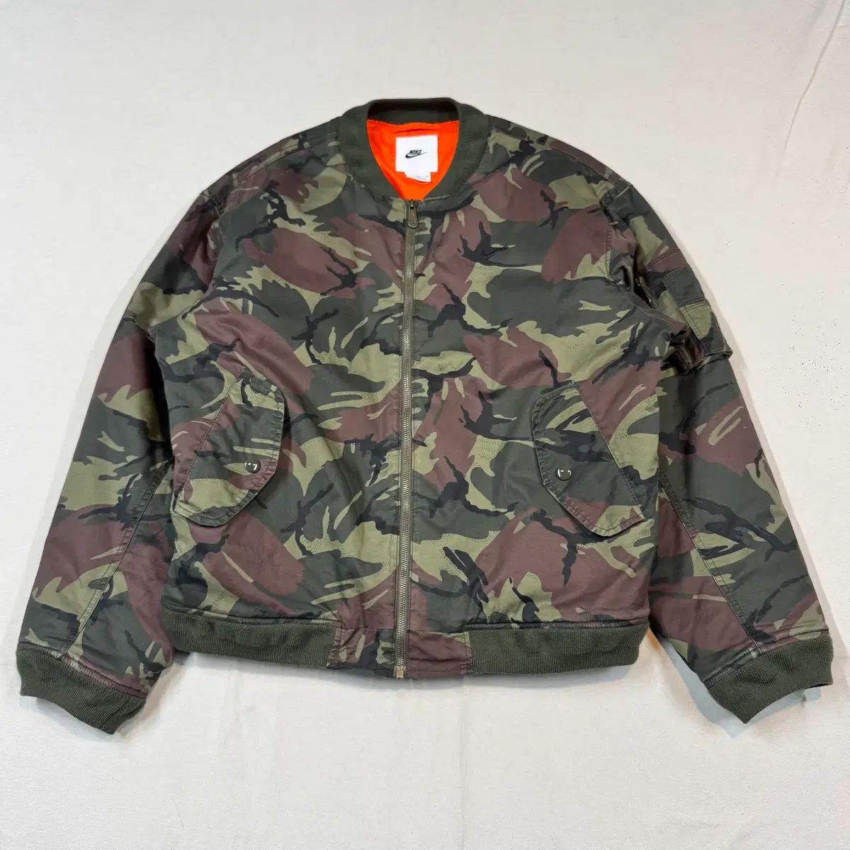 Nike MA-1ジャケット XL 迷彩　カモフラ XL) ナイキ カモフラ ウーブン MA-1フライトジャケット - メルカリ