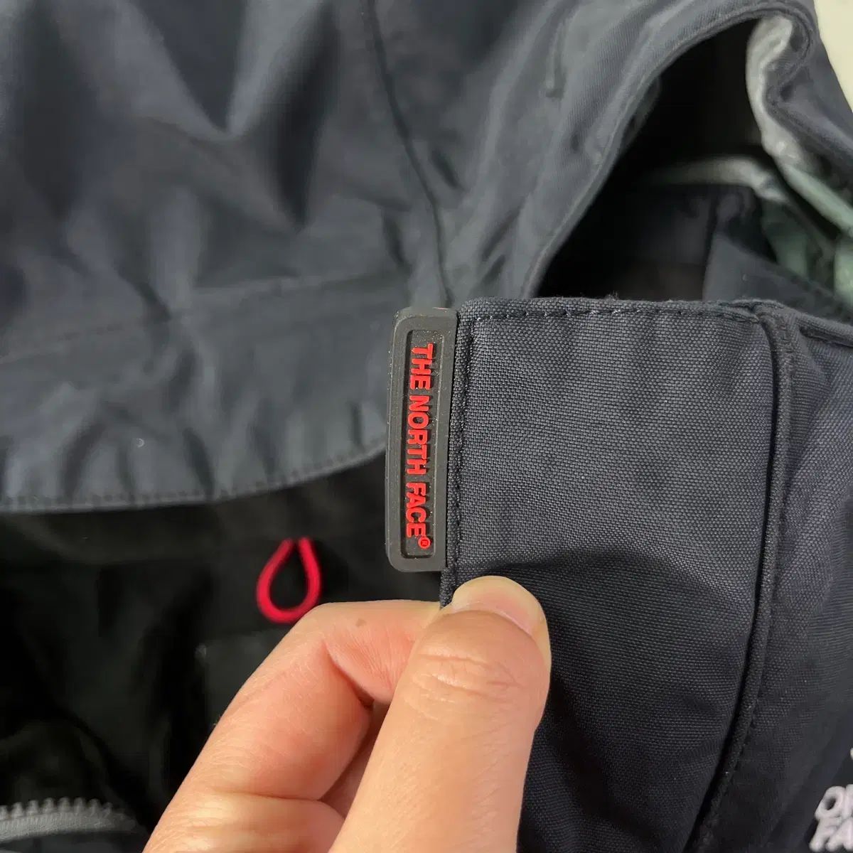 ウィンドブレーカー