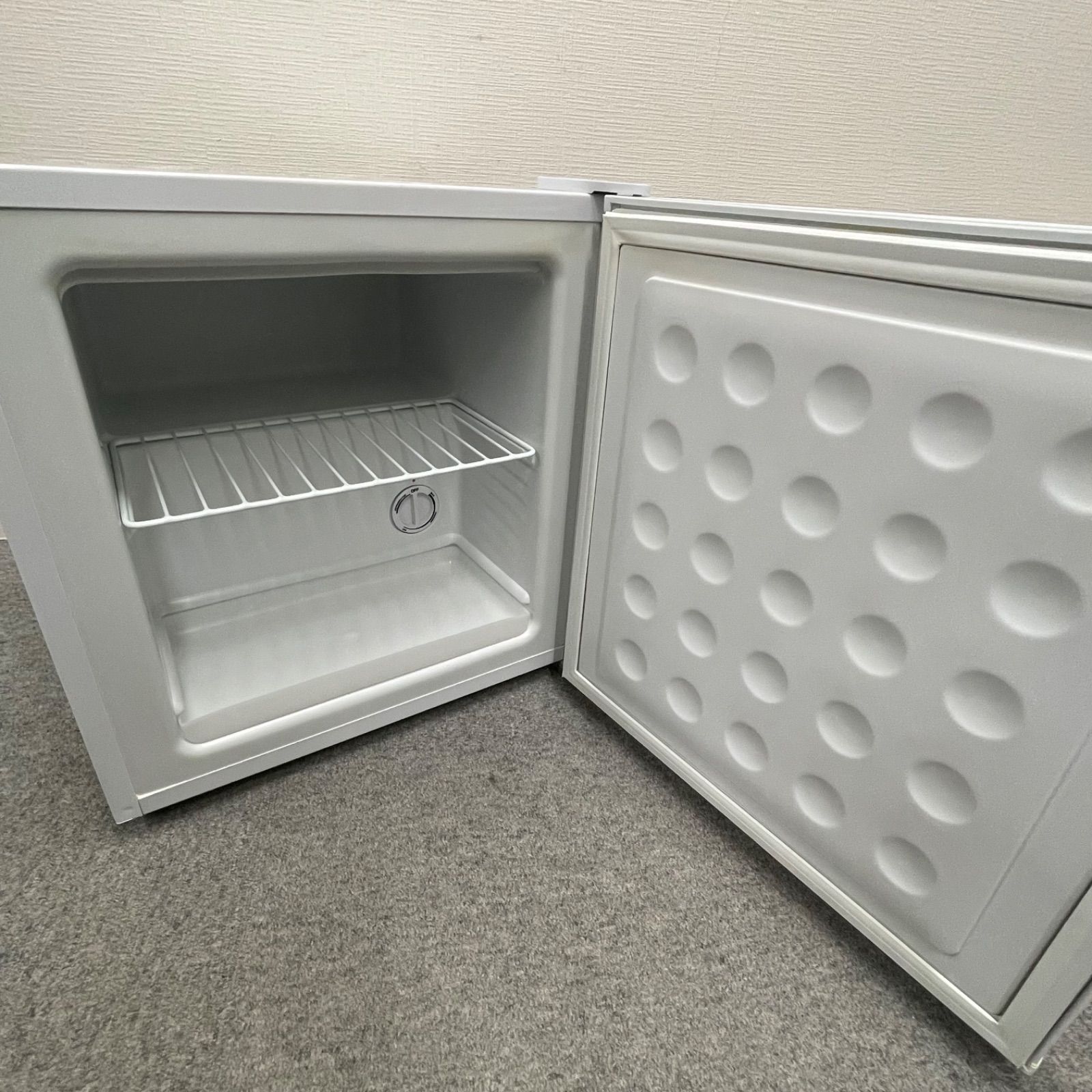 NPA】サンコー 40L 小型冷凍庫 FREZREG4 - メルカリ