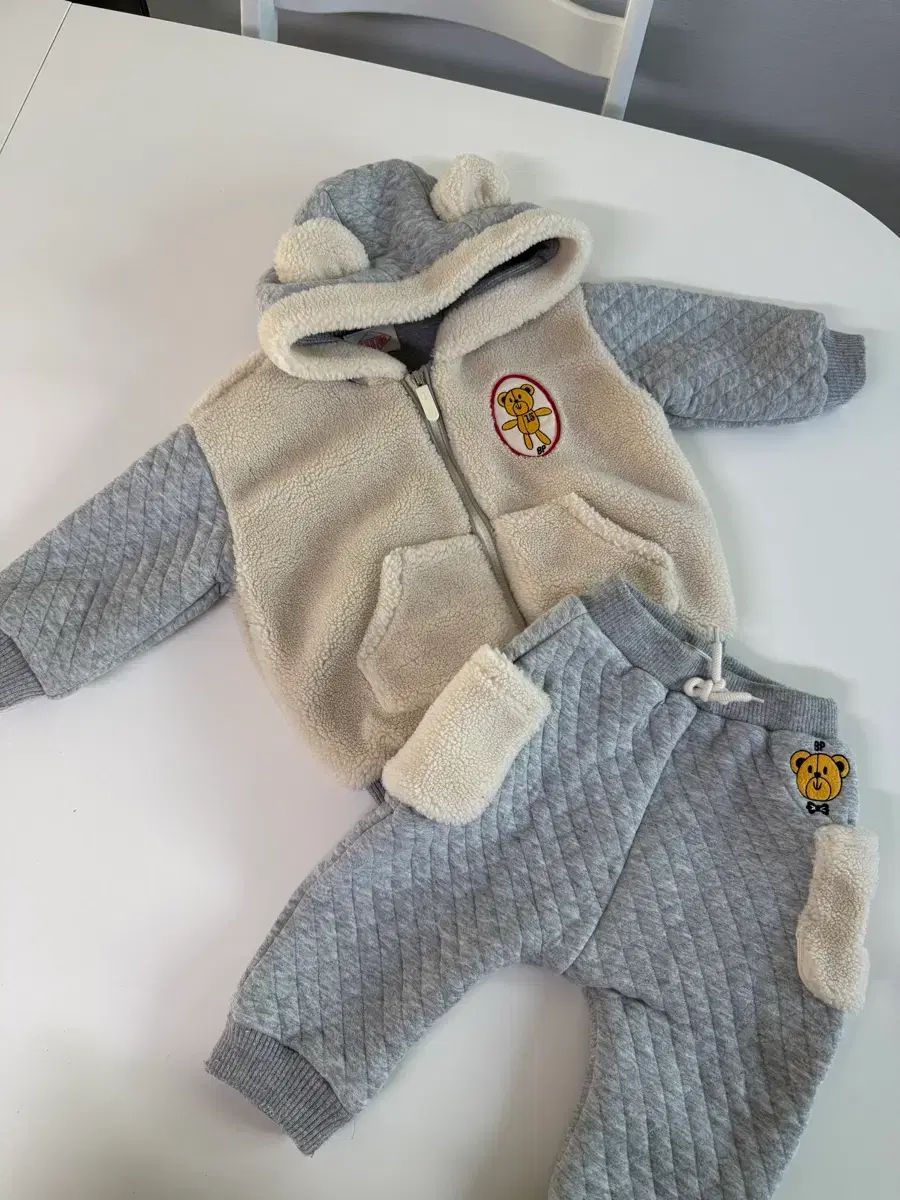 BEBE DE PINO ベベデピノ クマ フリース セットアップ