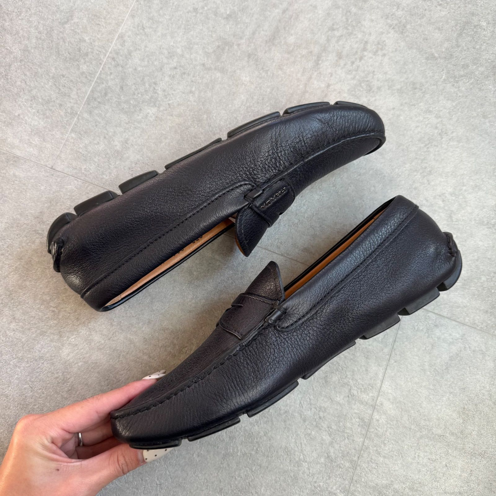 PRADA プラダ レザー ドライビングシューズ ロゴ ブラック 黒