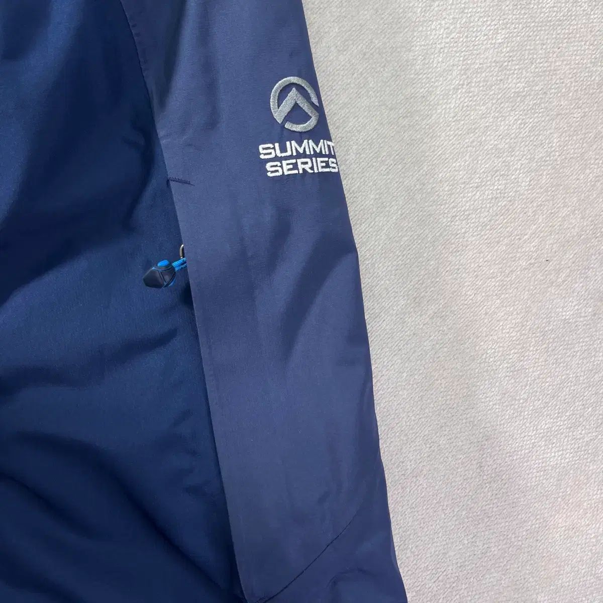 ウィンドブレーカー ジャケット