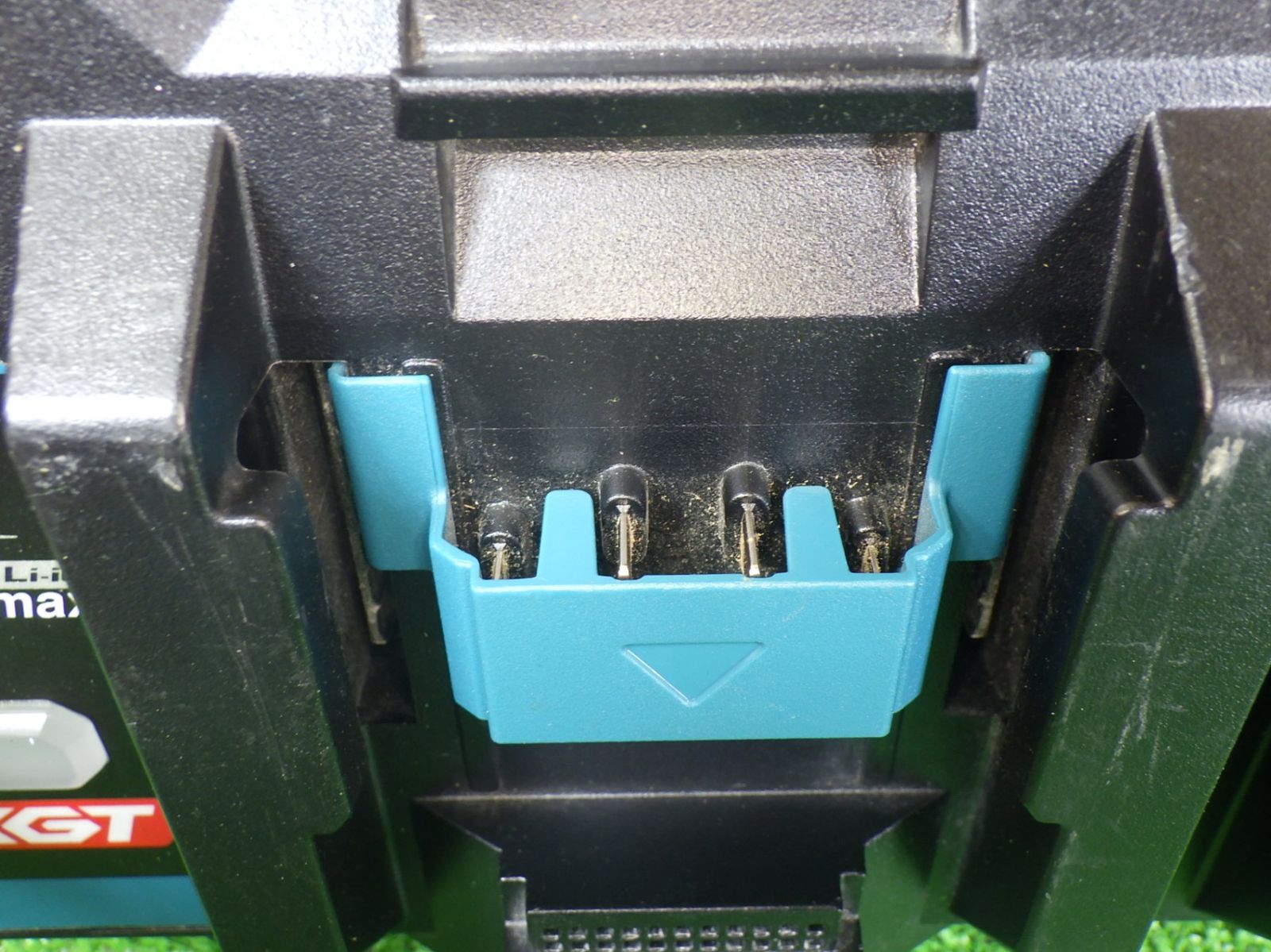 マキタ 40 Vmax用 2口急速充電器 DC RB 充電式 電動工具 makita 品