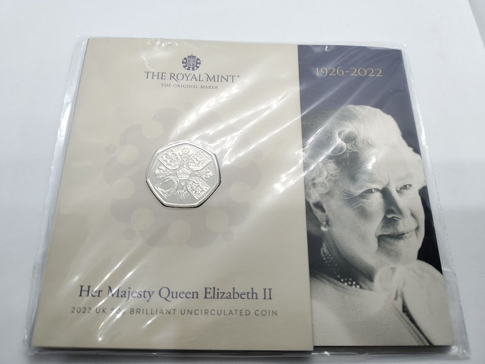 2022年イギリスエリザベス女王陛下クラウン白銅貨50ペンスチャールズ3