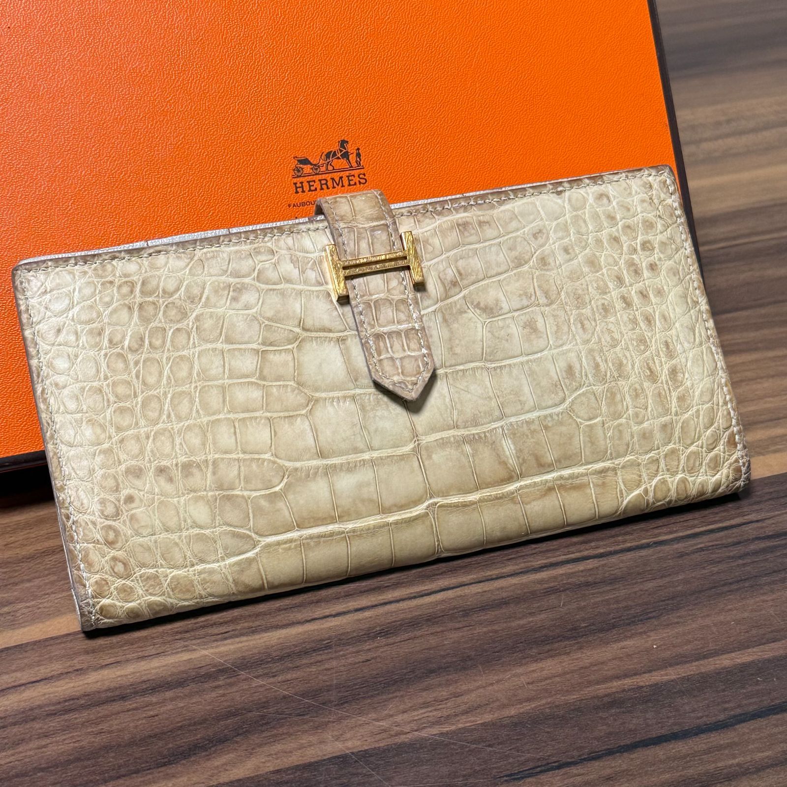 ⭐️Z刻印 美品⭐️HERMES エルメス 財布 ベアン スフレ アリゲーター