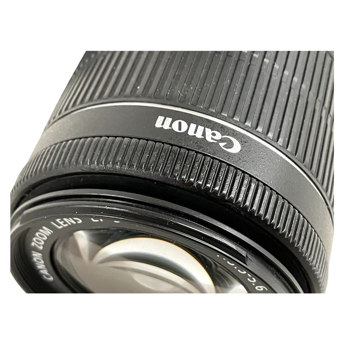 Canon EOS Kiss X7i / EF-S 18-55mm F3.5-5.6 IS STM / DS126431