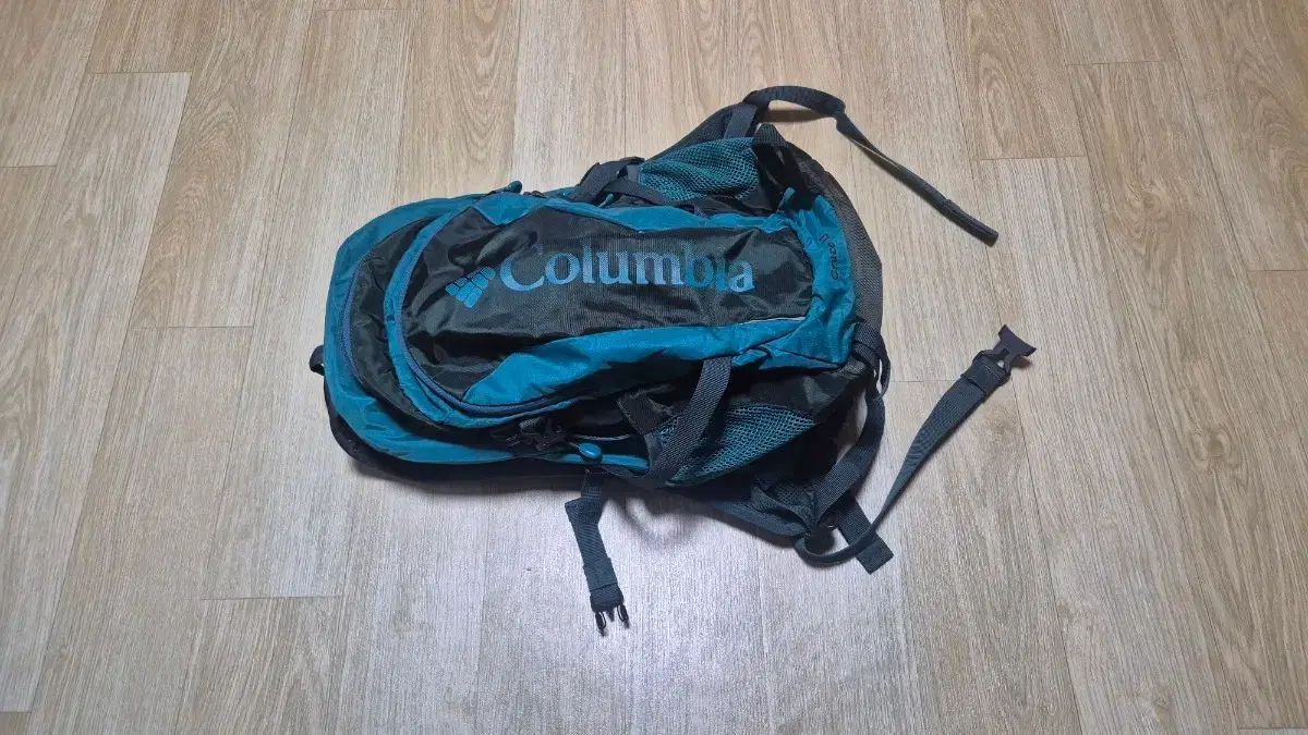 コロンビアバッグ26 ユニセックス バッグのような 登山リュック 登山バッグ バックパック