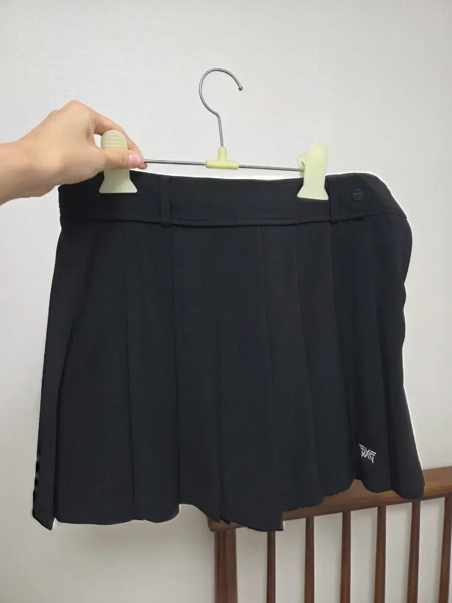 PXG ブラック スカート - メルカリ