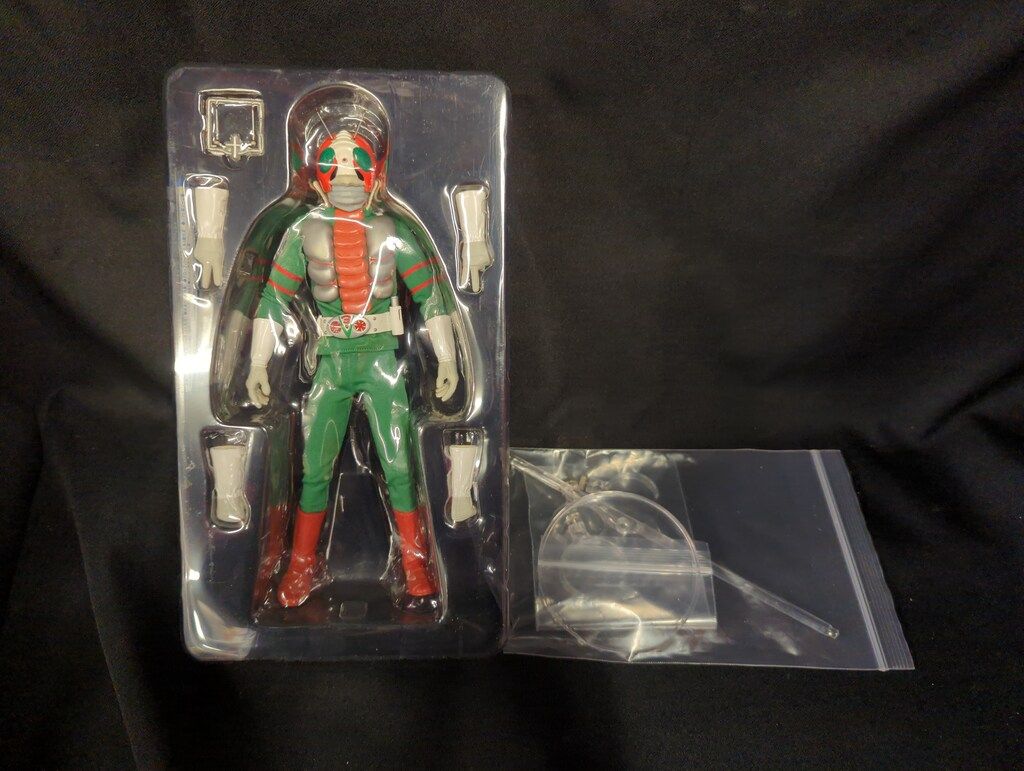 メディコム・トイ RAH220 仮面ライダーV3 DX仮面ライダーV3 47 - メルカリ