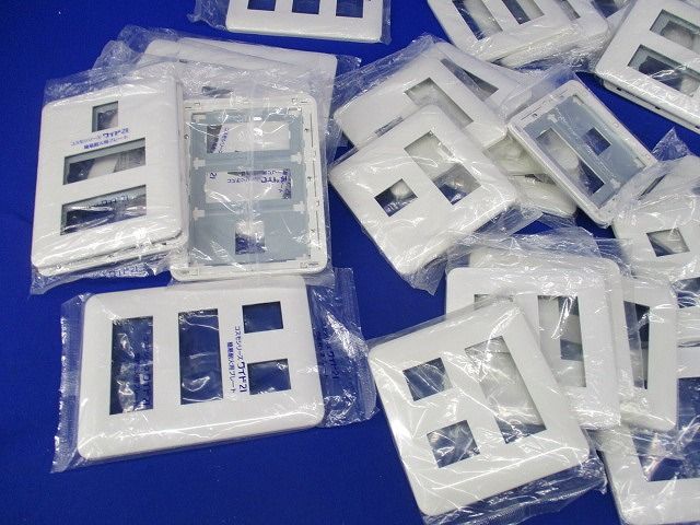  簡易耐火コンセントプレートセット 混在 以上入 ホワイト 色褪せ有 WTF 7706他 電設資材 材料 資材