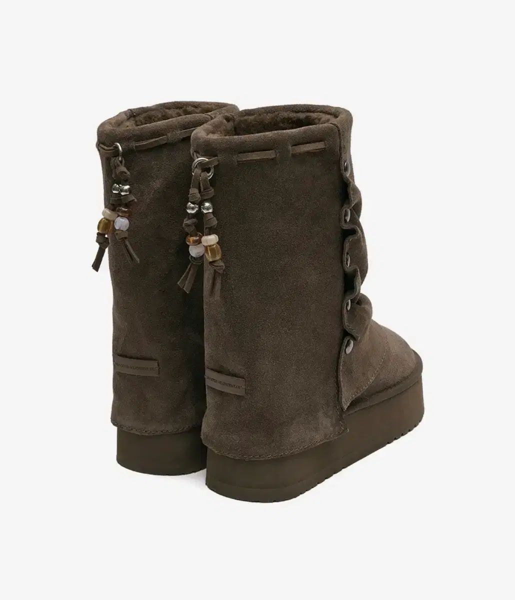 トラディショナル ウェザーウェア スタッズ マキシ フォールデッド ミドル スウェード ブーツ ココア 240