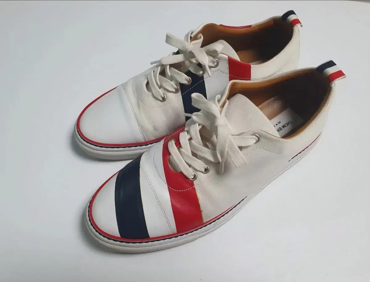 トム・ブラウン スニーカー 42 - メルカリ