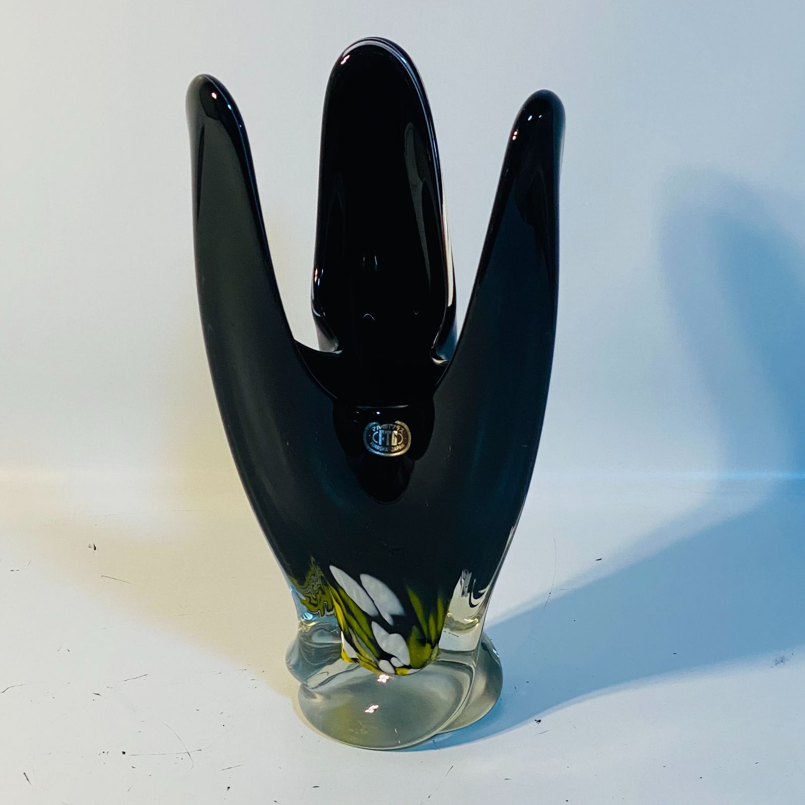 マルティグラス 水盤 黒三弁 花器 花瓶 華道 花道 お花 生け花 水器