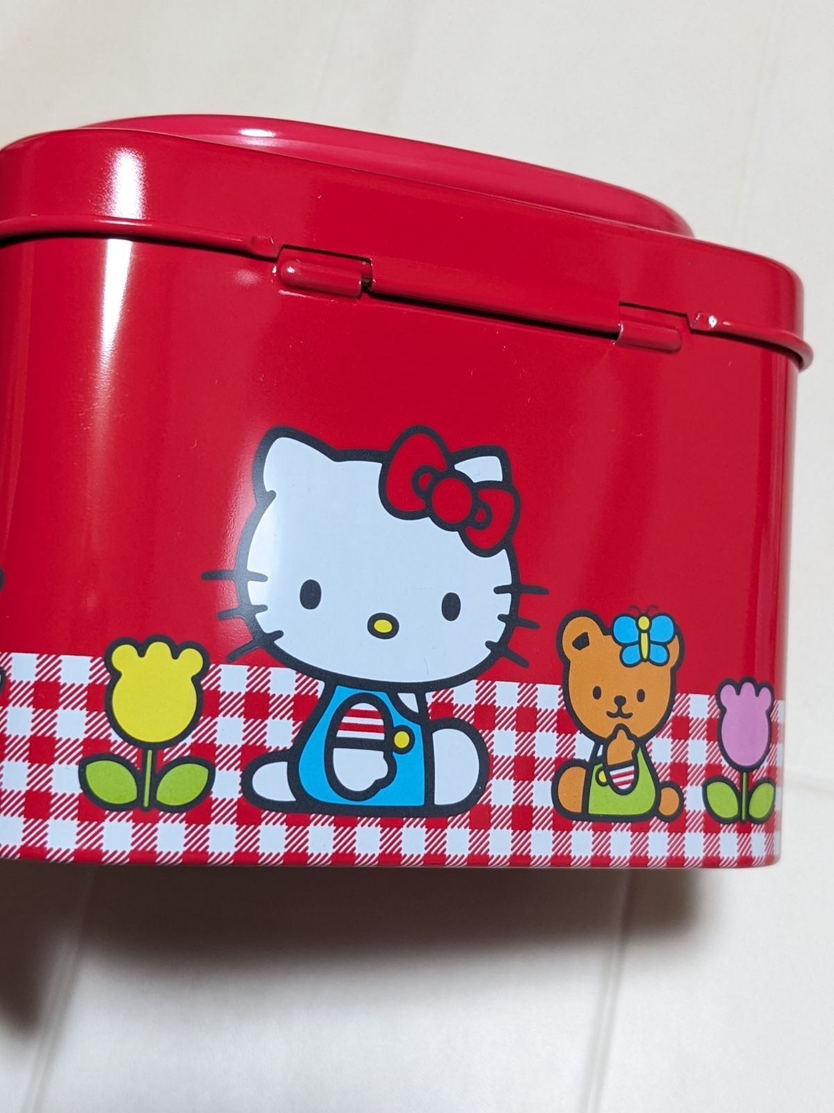 ☆レア希少HELLOKITTY缶 - メルカリ