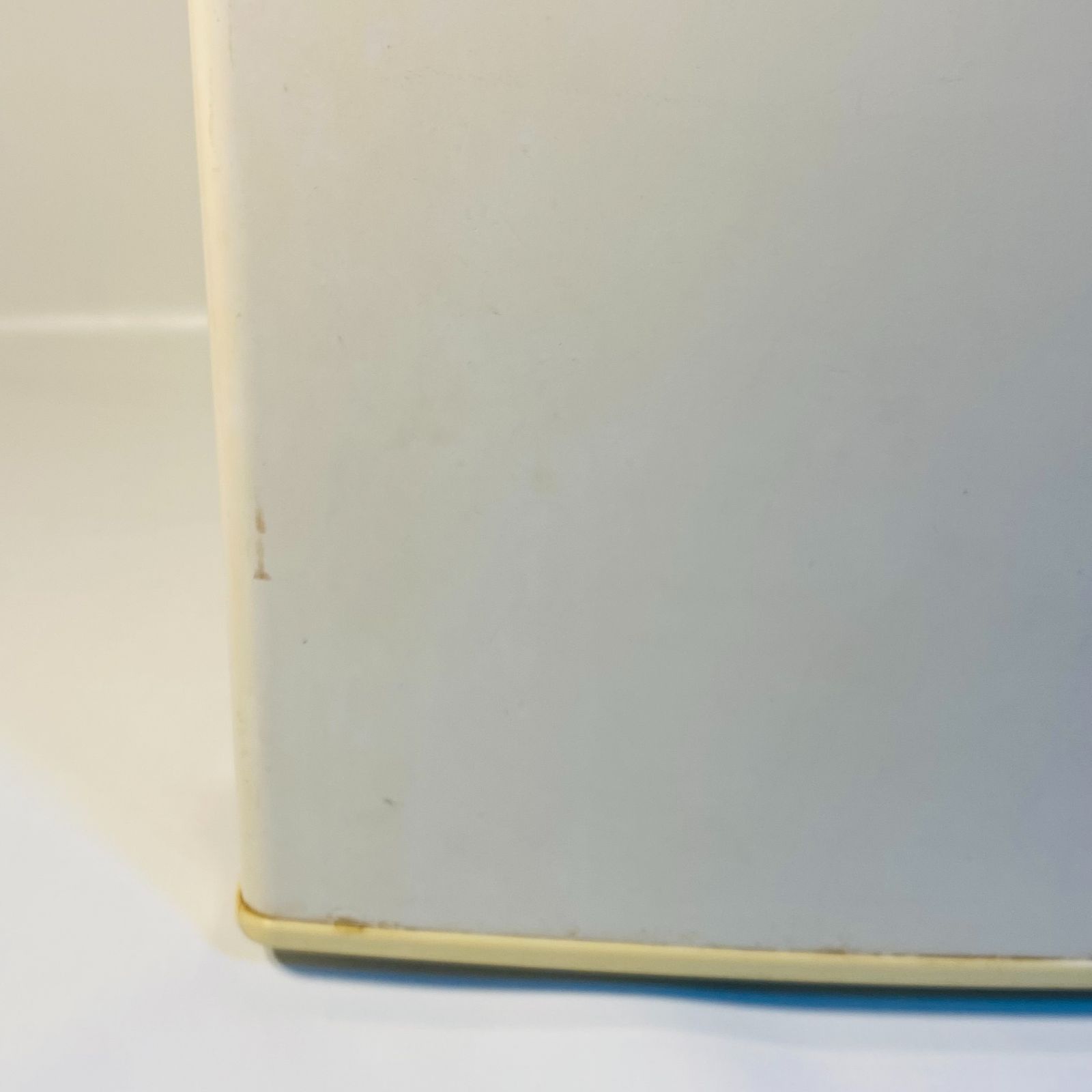 吉井電気 Elabitax エラヴィタックス 電気冷蔵庫 ER-513 46L 1ドア