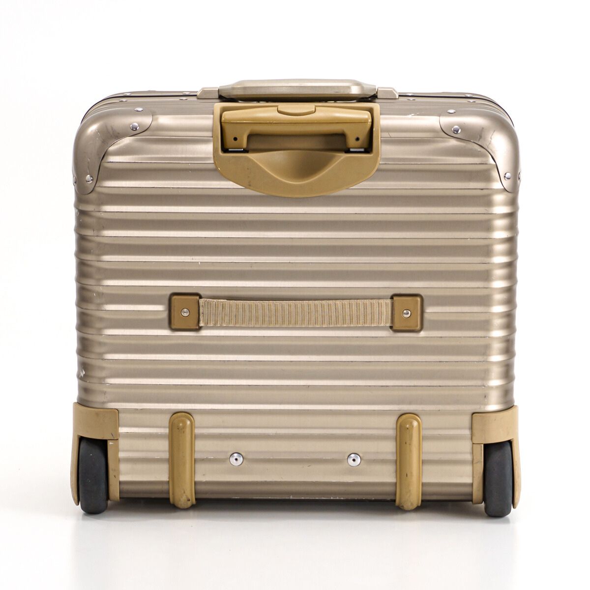 RIMOWA リモワ TOPAS トパーズ チタニウム 28L 機内持ち込み 2輪 TSA