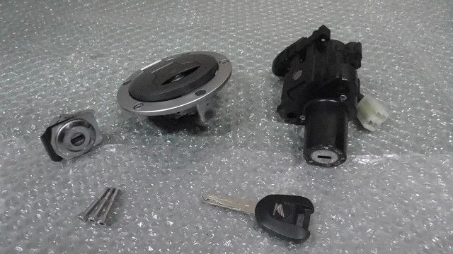 CB 250 R MC 52 1202 xx の キーセット