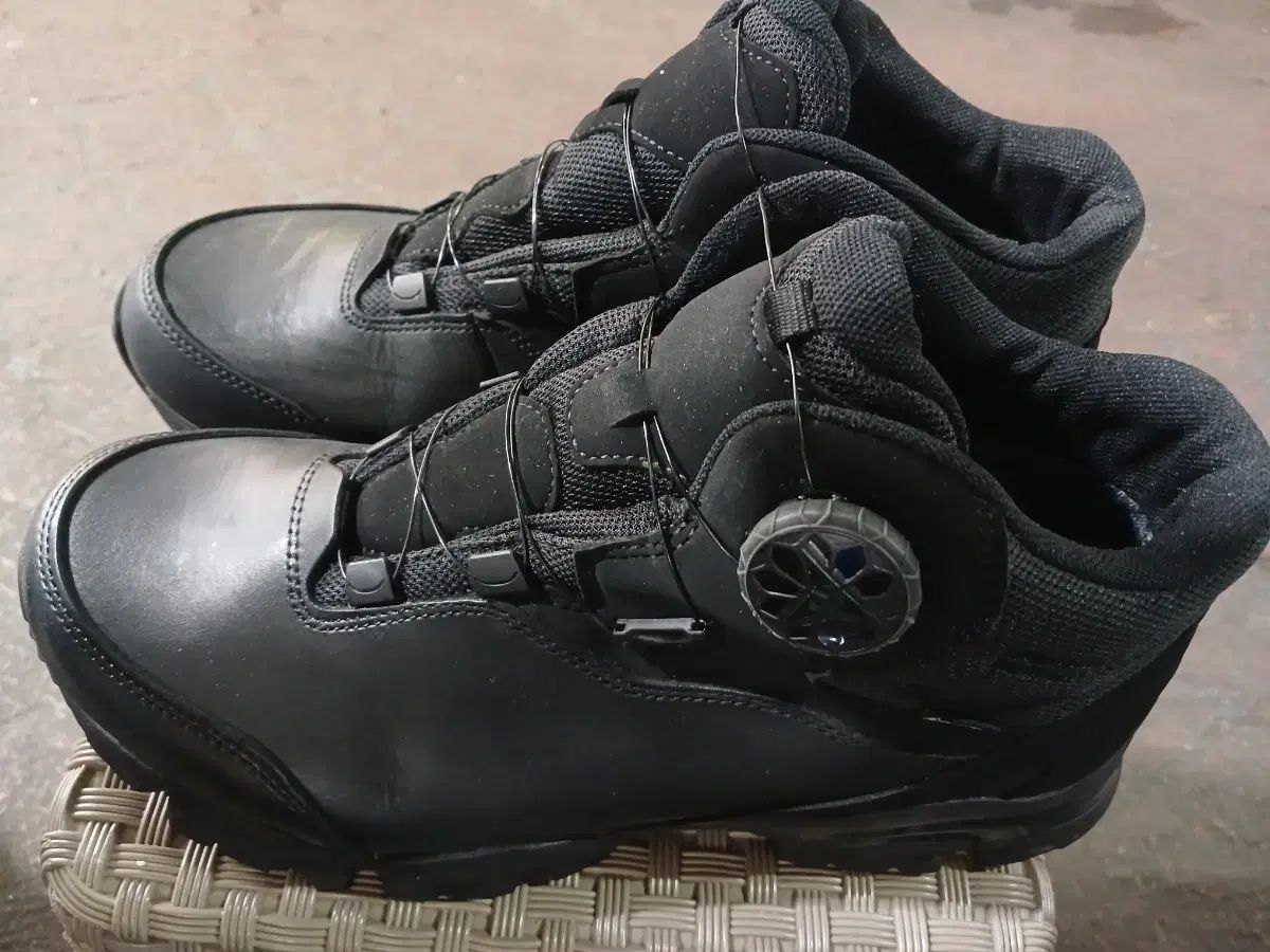 トレクスタ ゴアテックス ダイアル 登山靴 トレッキングシューズ 9 5 270 275