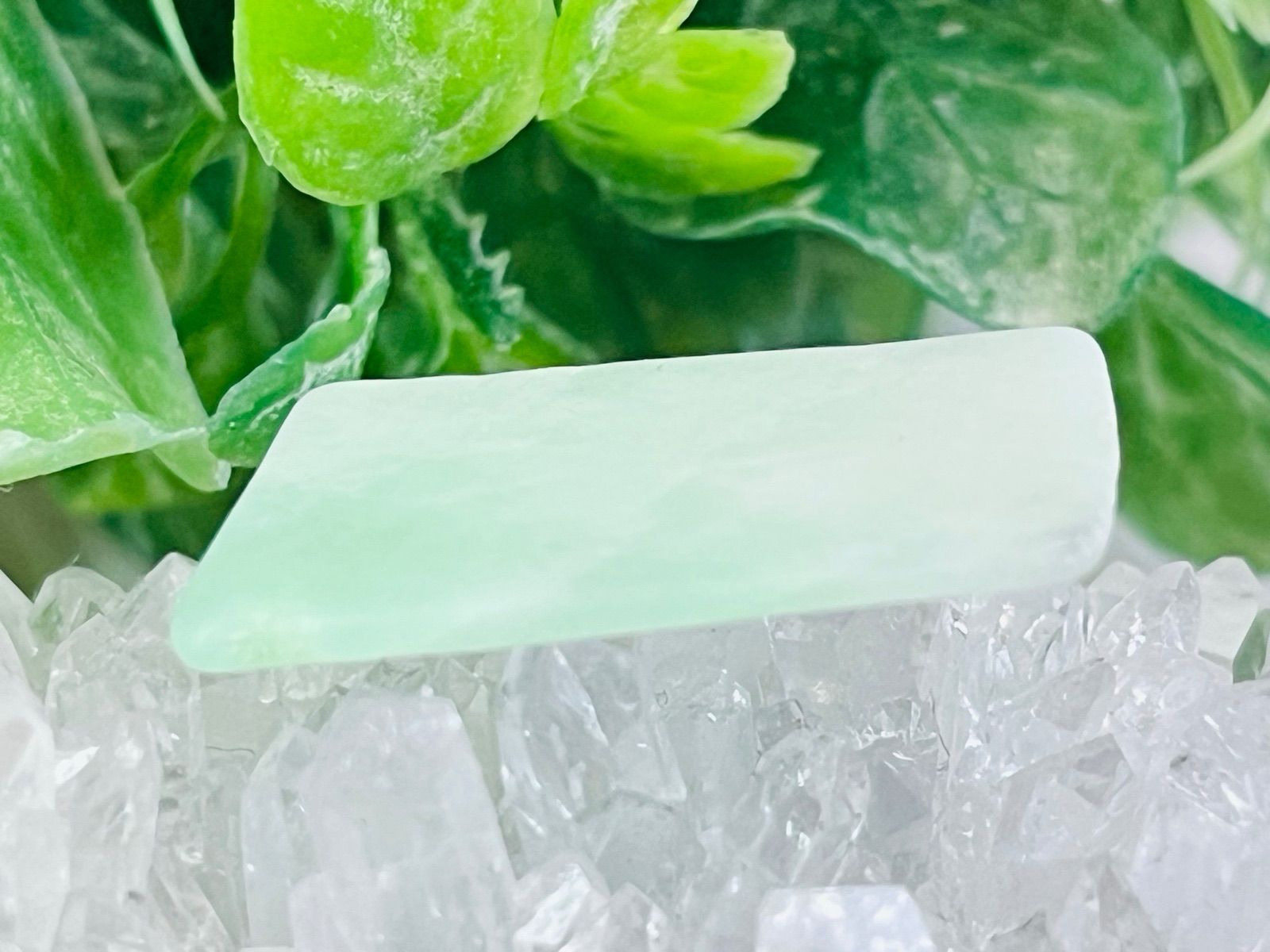 成功と繁栄✨ 糸魚川産 硬玉翡翠 原石 ジェダイド タンブル - メルカリ