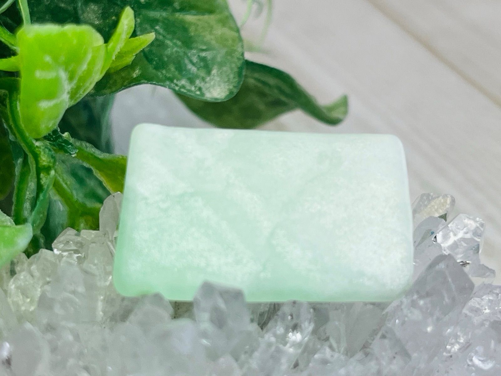 成功と繁栄✨ 糸魚川産 硬玉翡翠 原石 ジェダイド タンブル - メルカリ