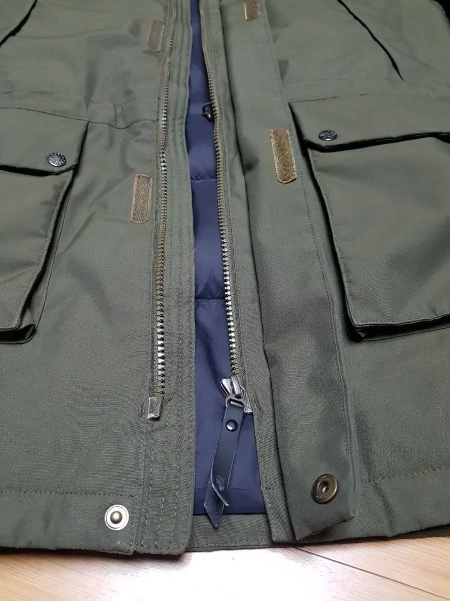 グースダウン ダウンジャケット