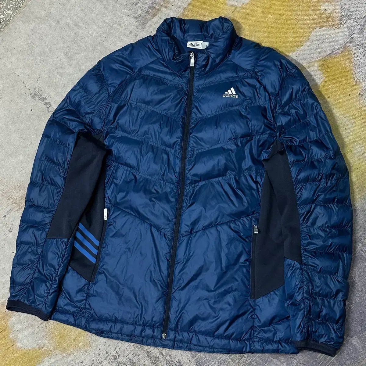 アディダス ゴルフ 軽量ダウン XL