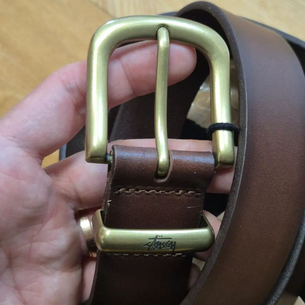 新品) STUSSY ステューシー メタル S チップ ベルト デザート S/M