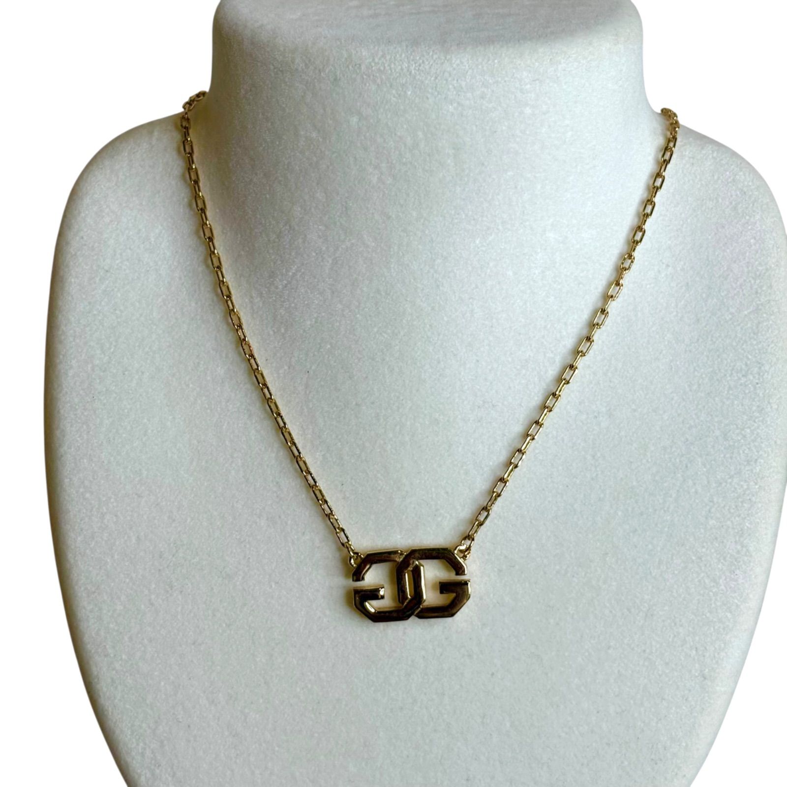 ☆Givenchy ジバンシー ロゴネックレス ヴィンテージ ゴールド - メルカリ