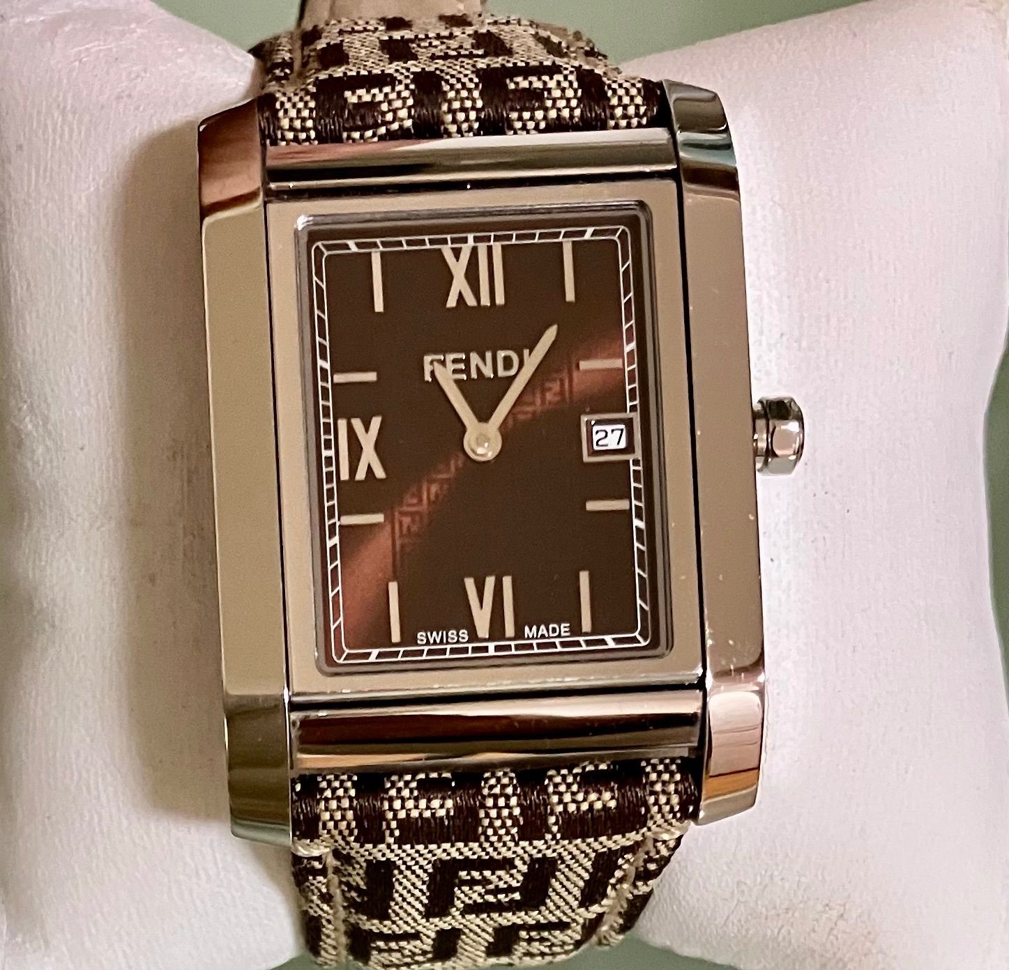 FENDI オーロック 時計 ブラウン ☆稼働品☆FENDI フェンディ☆7600G ☆オロロジ FF ズッカ☆ダーク