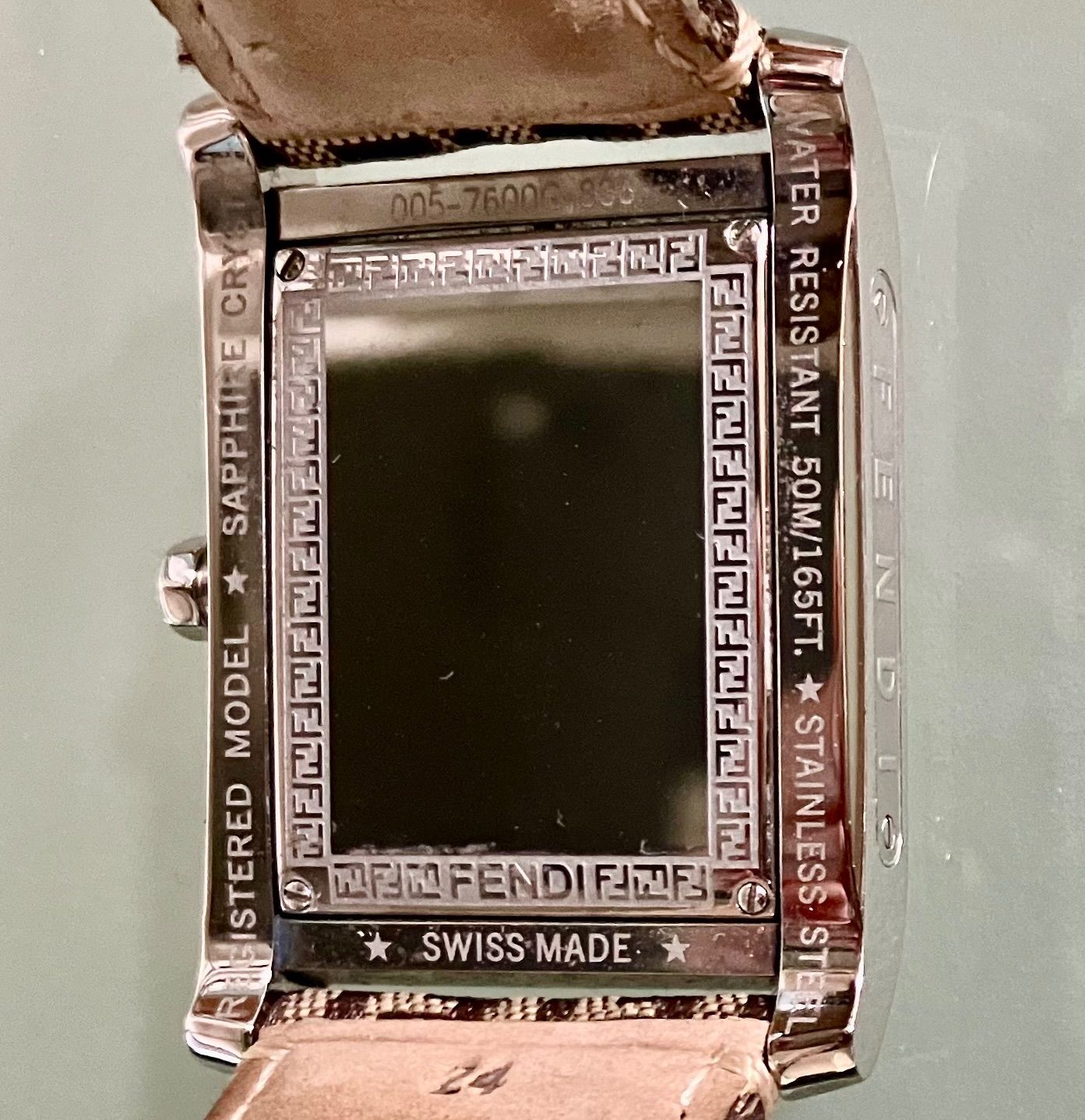 ☆稼働品☆FENDI フェンディ☆7600G ☆オロロジ FF ズッカ☆ダーク