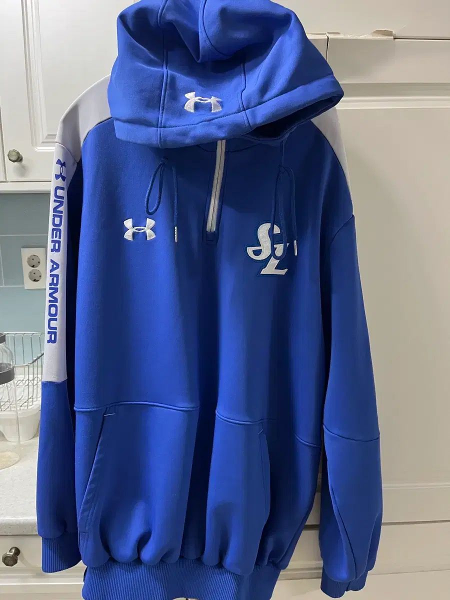 サムスン ライオンズ 選手支給 UNDER ARMOUR フード