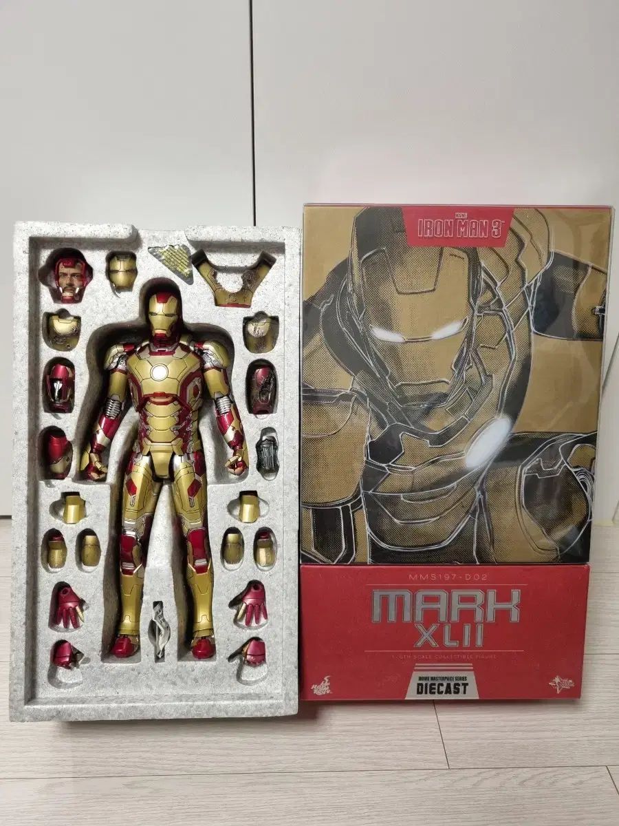 ホットトイズフィギュア ホットトイズ マーク42 - メルカリ